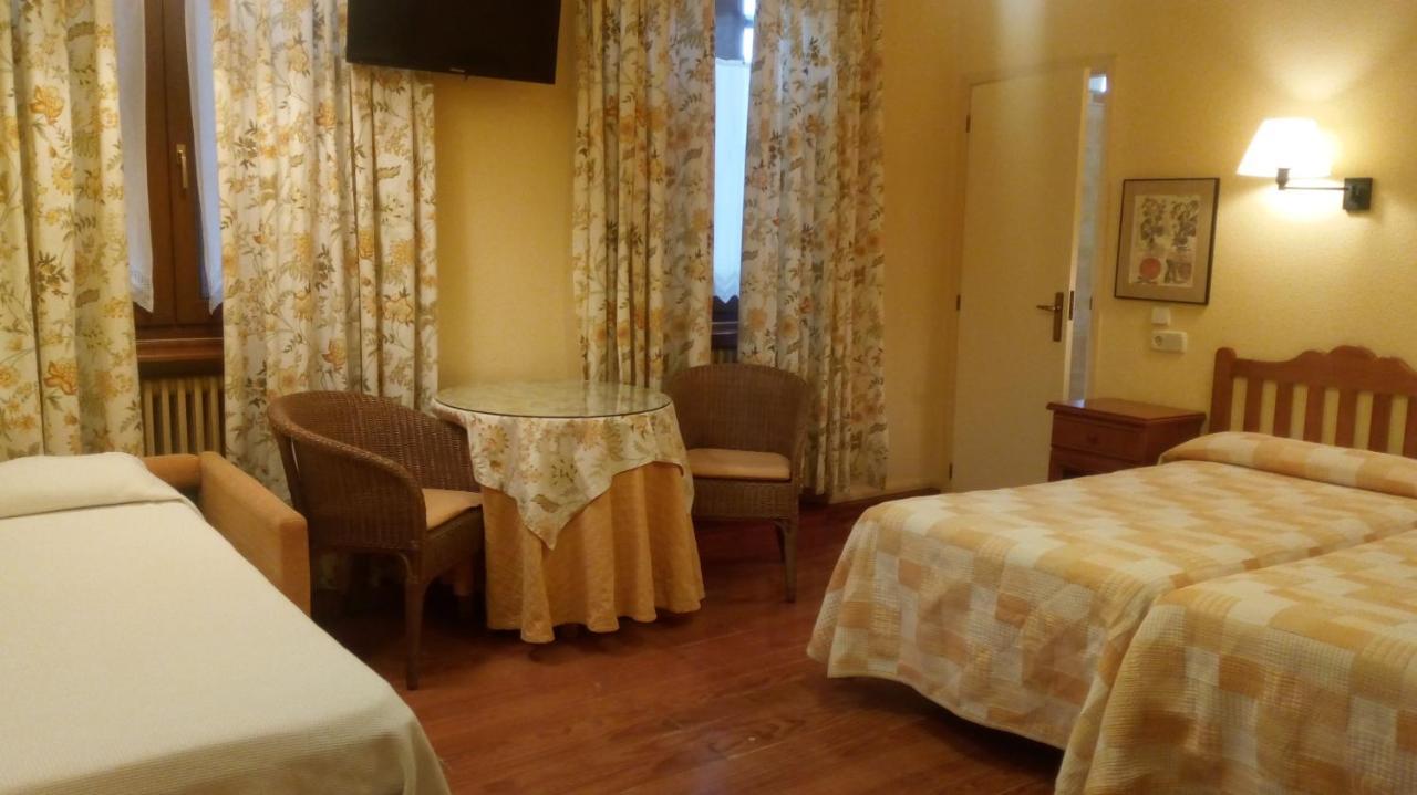 Hostal Casa Sario Jaurrieta Eksteriør billede