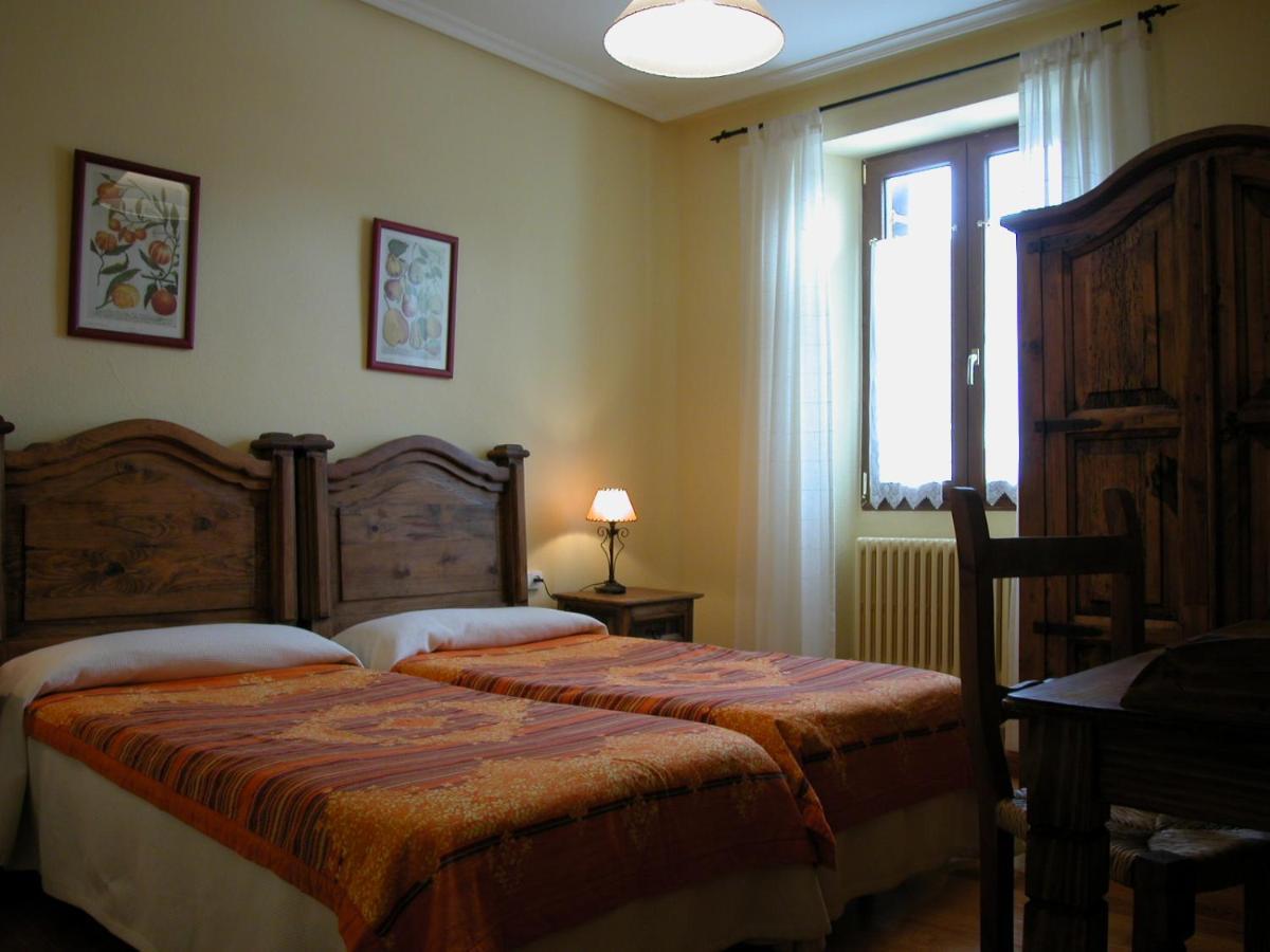 Hostal Casa Sario Jaurrieta Eksteriør billede